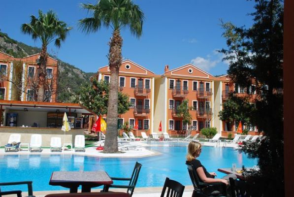 AKDENIZ BEACH